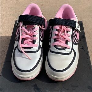 Nike. Worn 2 times in great condition.